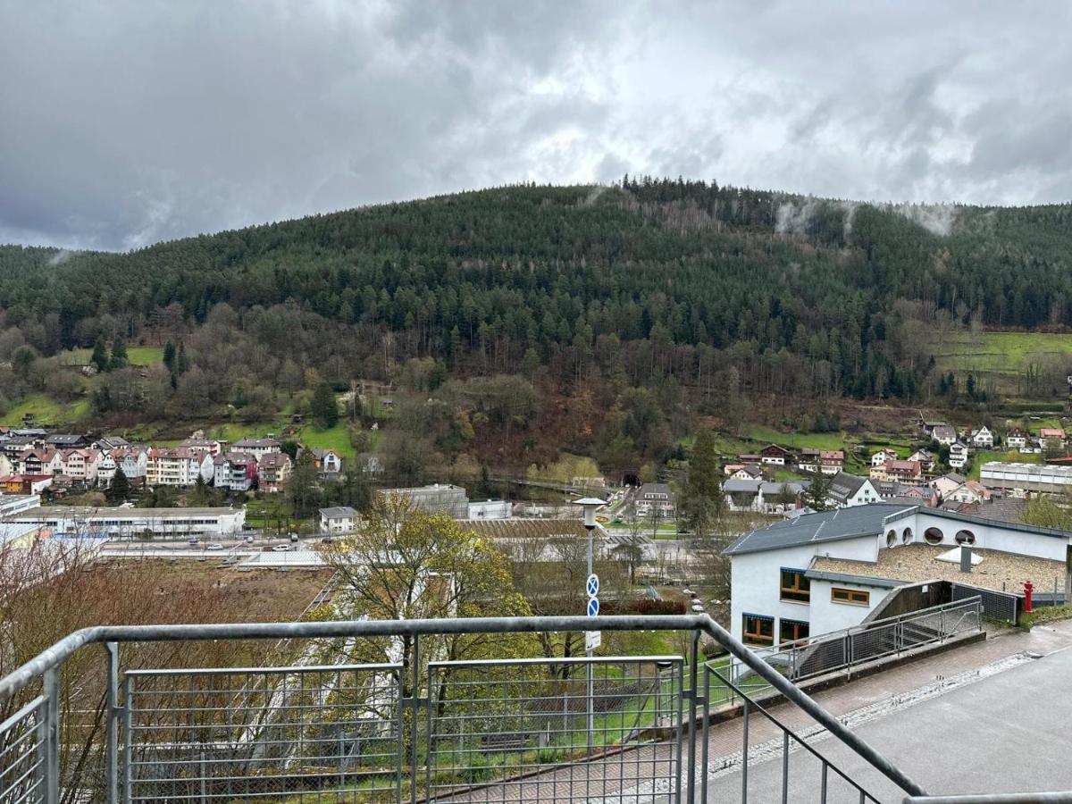 Apartamento Schwarzwald Maedl Bad Wildbad Exterior foto